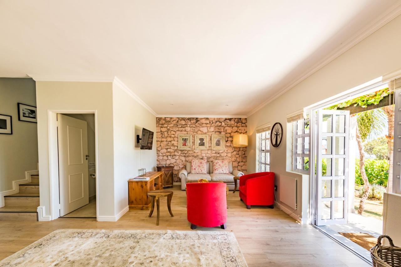 סטלנבוש Kunjani Villas מראה חיצוני תמונה