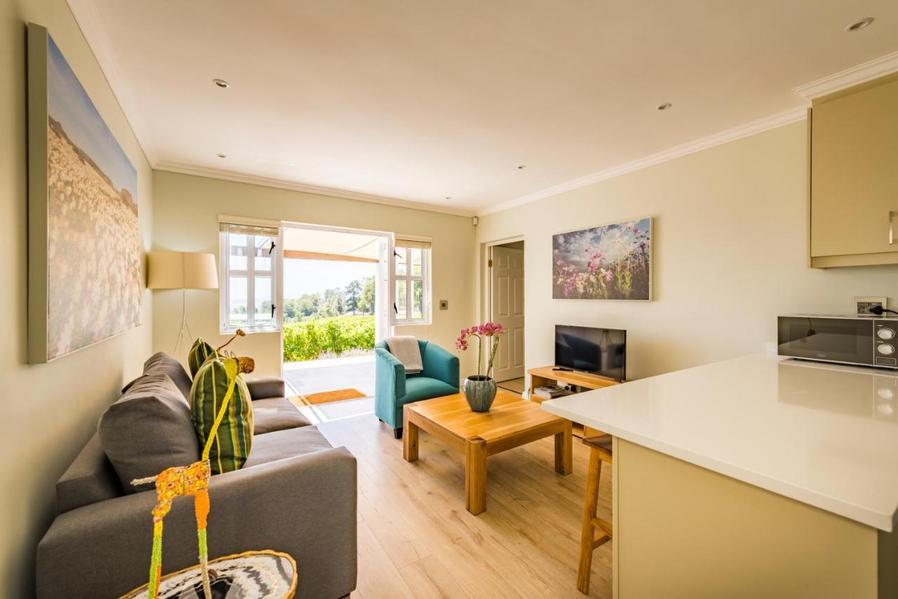 סטלנבוש Kunjani Villas מראה חיצוני תמונה